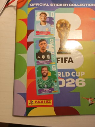 Figuritas Panini Mundial 2026: Martínez, Araujo,