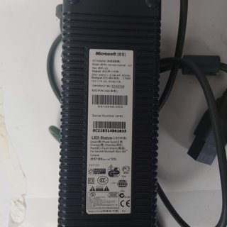 Xbox 360 Elite 120GB Jasper + WiFi + Mando