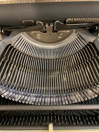 Máquina de escribir Olivetti Lettera 35