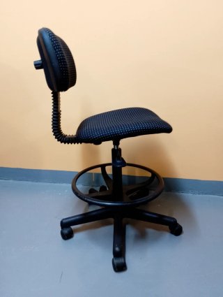 Silla de oficina regulable en altura