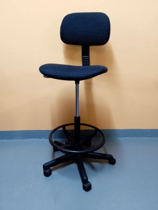 Silla de oficina regulable en altura
