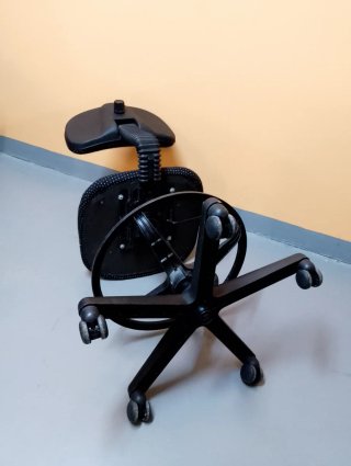 Silla de oficina regulable en altura