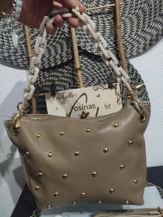 Bolso de Piel con Tachuelas color Taupe