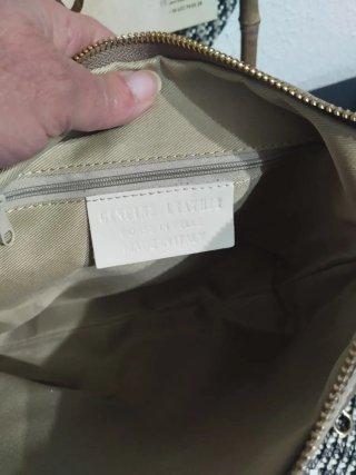 Bolso de Piel con Tachuelas color Taupe