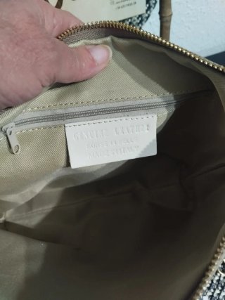 Bolso de Piel con Tachuelas color Taupe