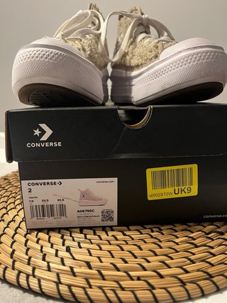 Converse T 33.5 beige efecto borreguito
