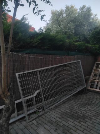 2 rejas de acero inoxidable unidas