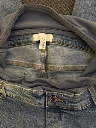 Pantalón vaquero H&M premamá Talla M - NUEVO