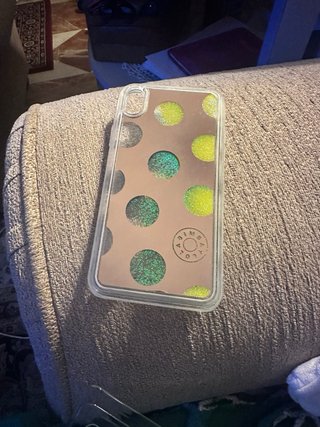 Funda iPhone Lunares Verdes