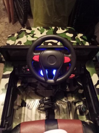Jeep elettrica per bambini