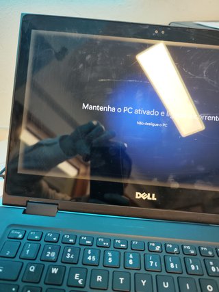 Dell Latitude 3390 2-en-1 i3 8GB 256GB