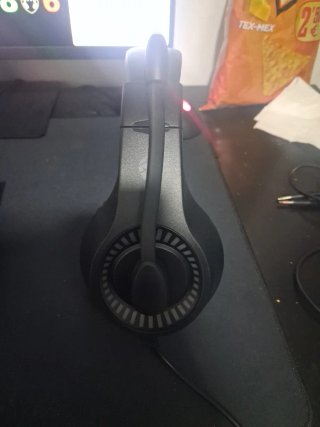 Cascos Gaming Negros T-Dagger Caspian