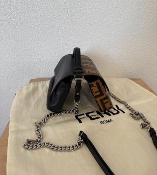 Borsa Fendi Double Baguette