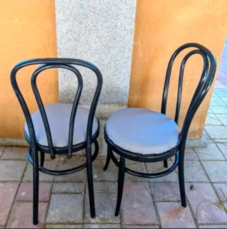 Pareja de sillas metálicas