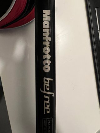 Trípode Manfrotto para cámara