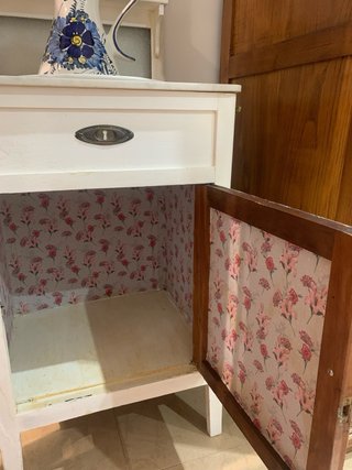 Mueble lavabo antiguo con jofaina