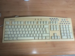 Tastiere vintage Logitech e Turbo-Media