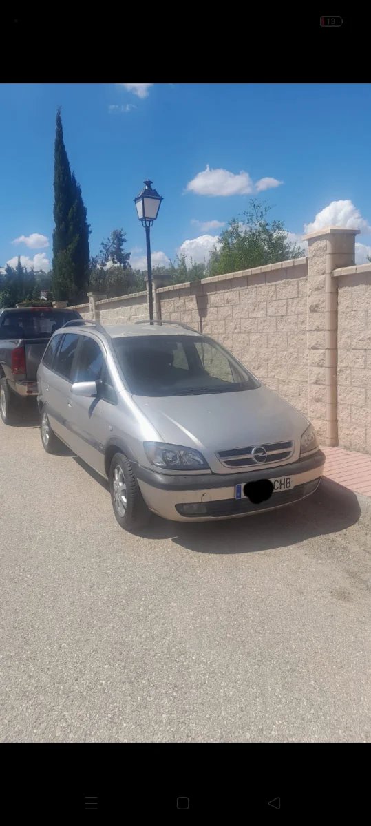 Opel Zafira 2003 - foto 1