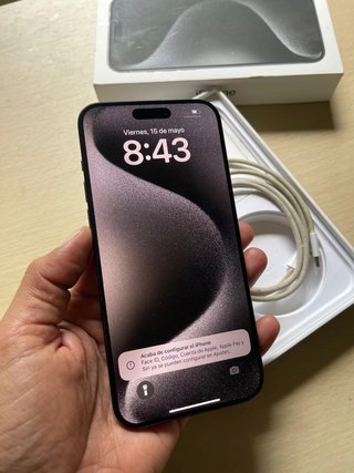 iPhone 15 Pro Max 256Gb igual a nuevo