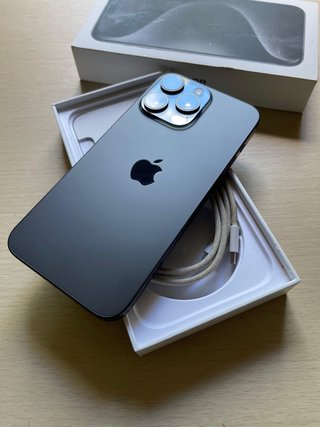 iPhone 15 Pro Max 256Gb igual a nuevo