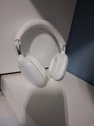Cascos inalámbricos LED multicolor