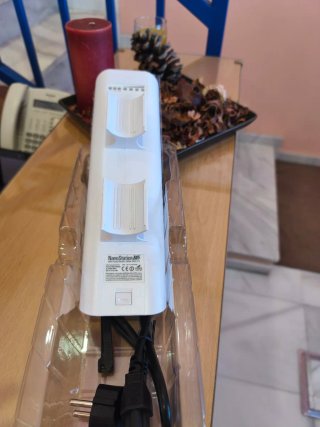 Ubiquiti NanoStation M5