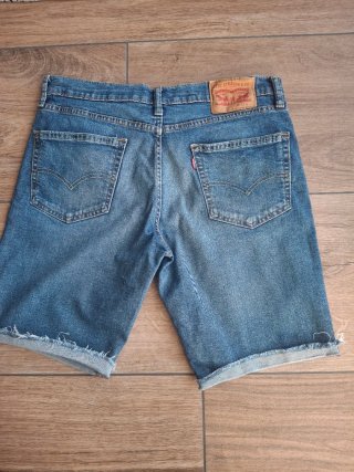 Pantalón corto Levi's azul.  Talla W33