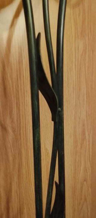 Lámpara de pie metálica verde