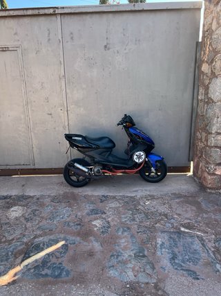 Yamaha Aerox Scooter Negro/Azul