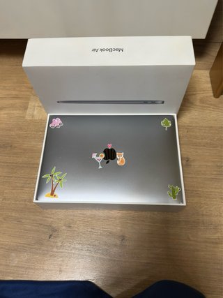 MacBook Air M1 2020 8GB 128GB SSD Plata