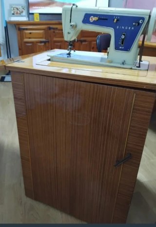 Máquina de coser Singer