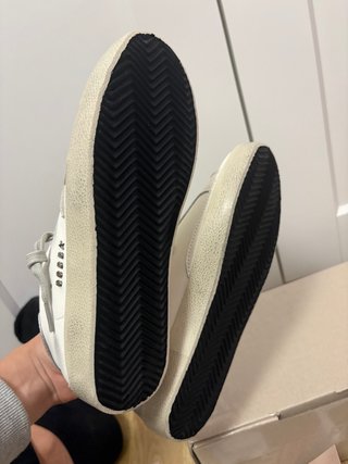 Zapatillas Golden Goose Blancas y Plateadas