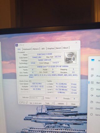 Ordenador i3 10100 8GB DDR4 240GB SSD