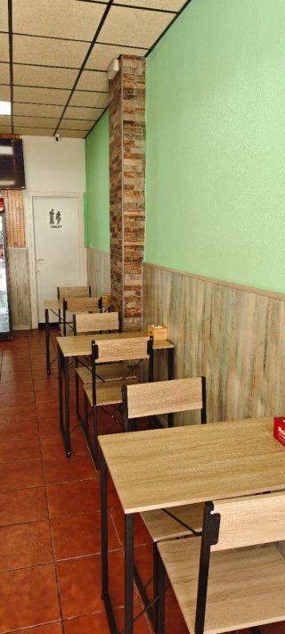 Bar cafetería en traspaso con terraza pagada