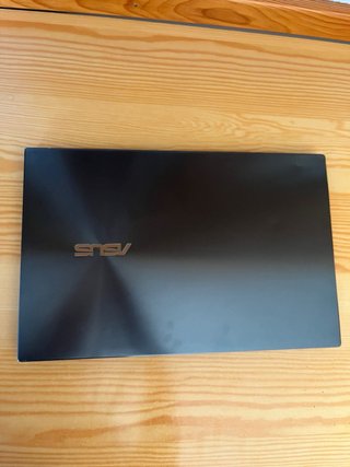 Ordenador portátil ASUS negro