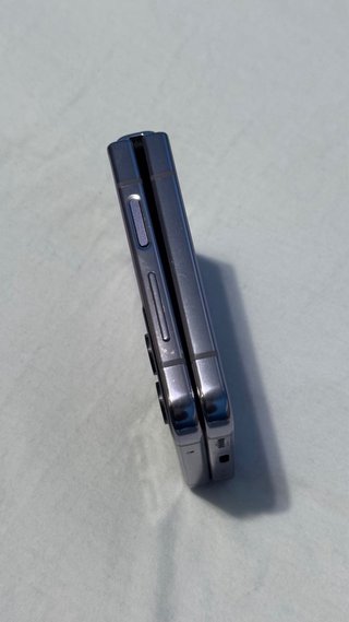 Samsung Galaxy Z Flip 4 256GB