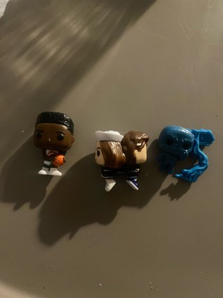 3 Figuras Stranger Things huevos  Kinder 3x1euro