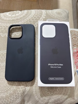 Caja y fundas iPhone 16 Pro Max 256GB Negro