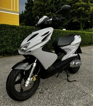 Ciclomotor Yamaha Aerox Scooter MOTO EN MADRID