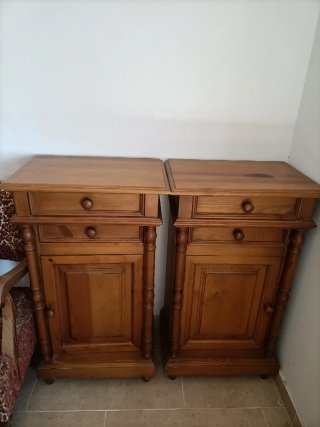 2 Mesitas de Noche Madera