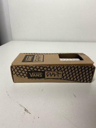 : Puños Vans Cult Blancos