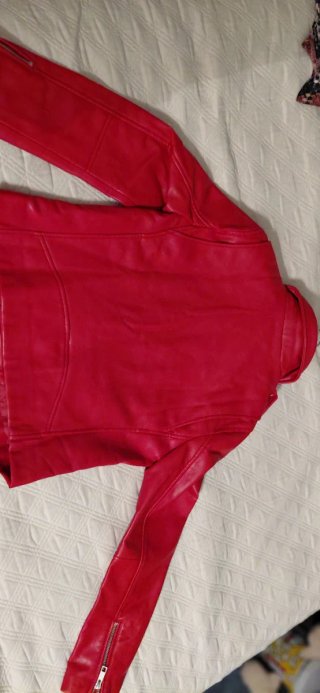 Cazadora polipiel roja Mango Talla M
