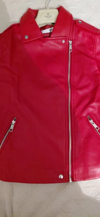 Cazadora polipiel roja Mango Talla M