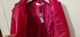 Cazadora polipiel roja Mango Talla M