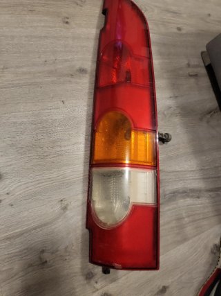 Piloto Trasero Derecho Renault Kangoo