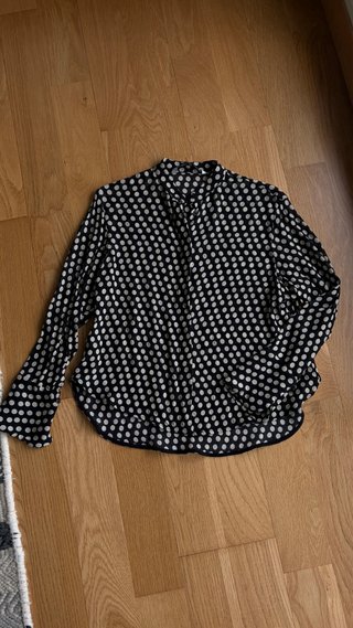 Blusa Zara lunares negra blanca Talla XS