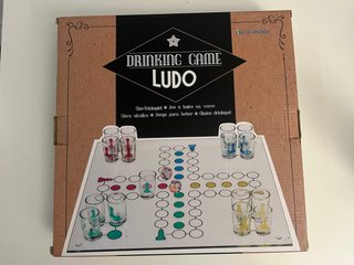 Juego de mesa Ludo para beber