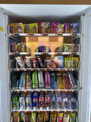 Se vende negocio o las maquinas de vending