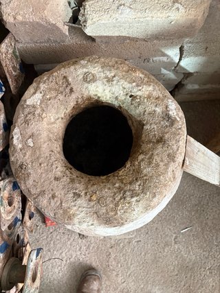 Tinaja de piedra antigua