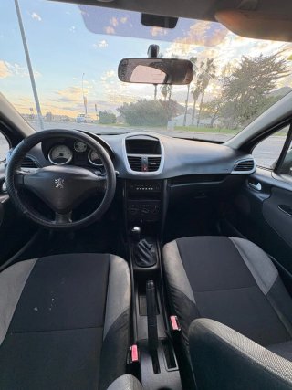 PEUGEOT 207 1.4 HDI 70CV — ECONÓMICO Y FIABLE
